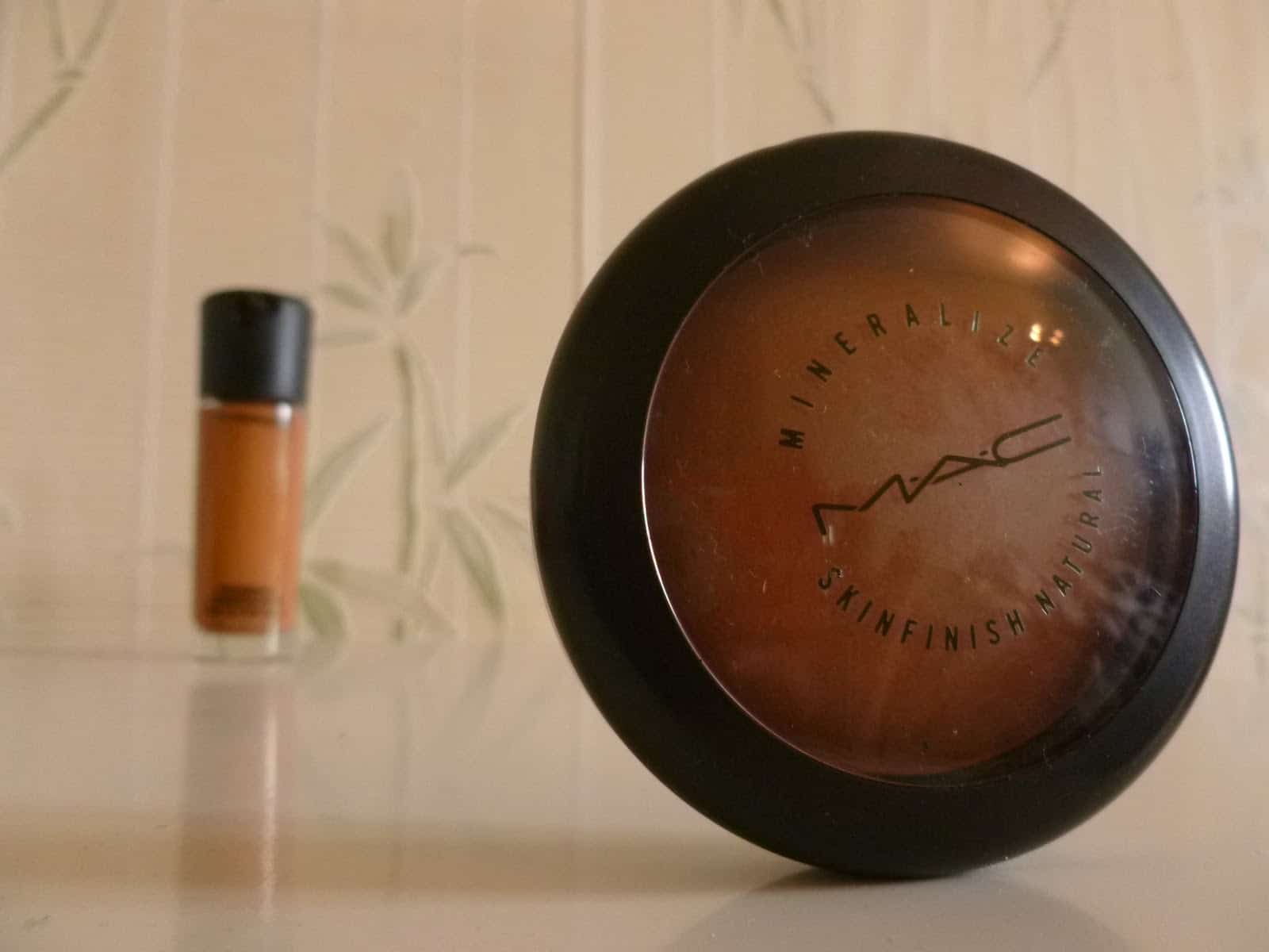 Pourquoi choisir MAC Poudre compacte Mineralize Skinfinish Duo?